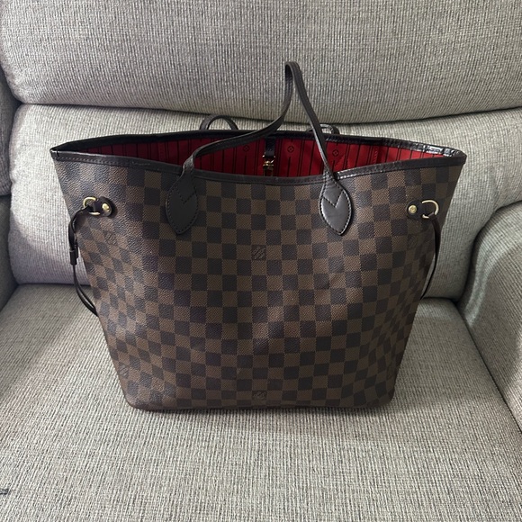 Louis Vuitton Neverfull tote (authentic) - Picture 1 of 10